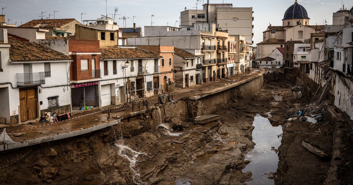 Viviendas y edificios residenciales dañados por inundaciones repentinas en Chiva, el 5 de noviembre. Fotógrafo: Ángel García/Bloomberg