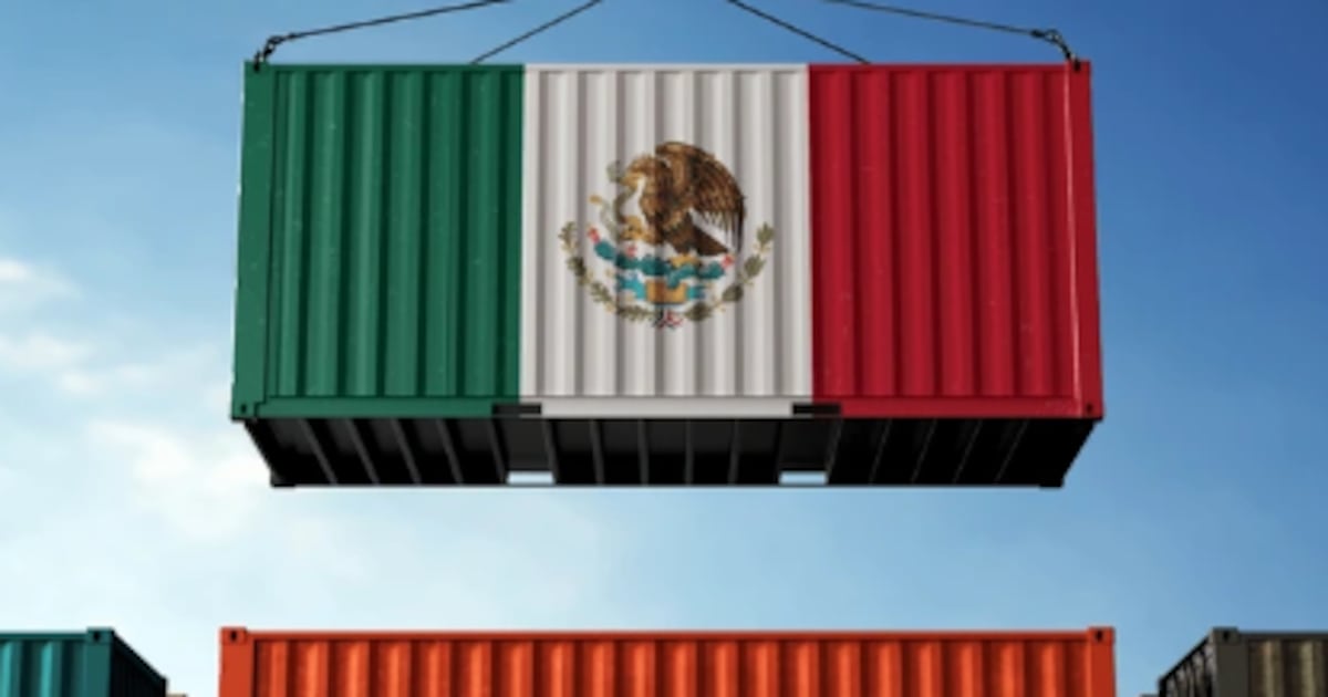 Ricardo Anaya afirmo que 'lo que Morena y el regimen no entienden es que con reformas le estan dando elementos a Trump para cometer este tipo de barbaridades'.