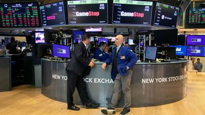 Wall Street se cae: Nasdaq pierde 1.95 por ciento