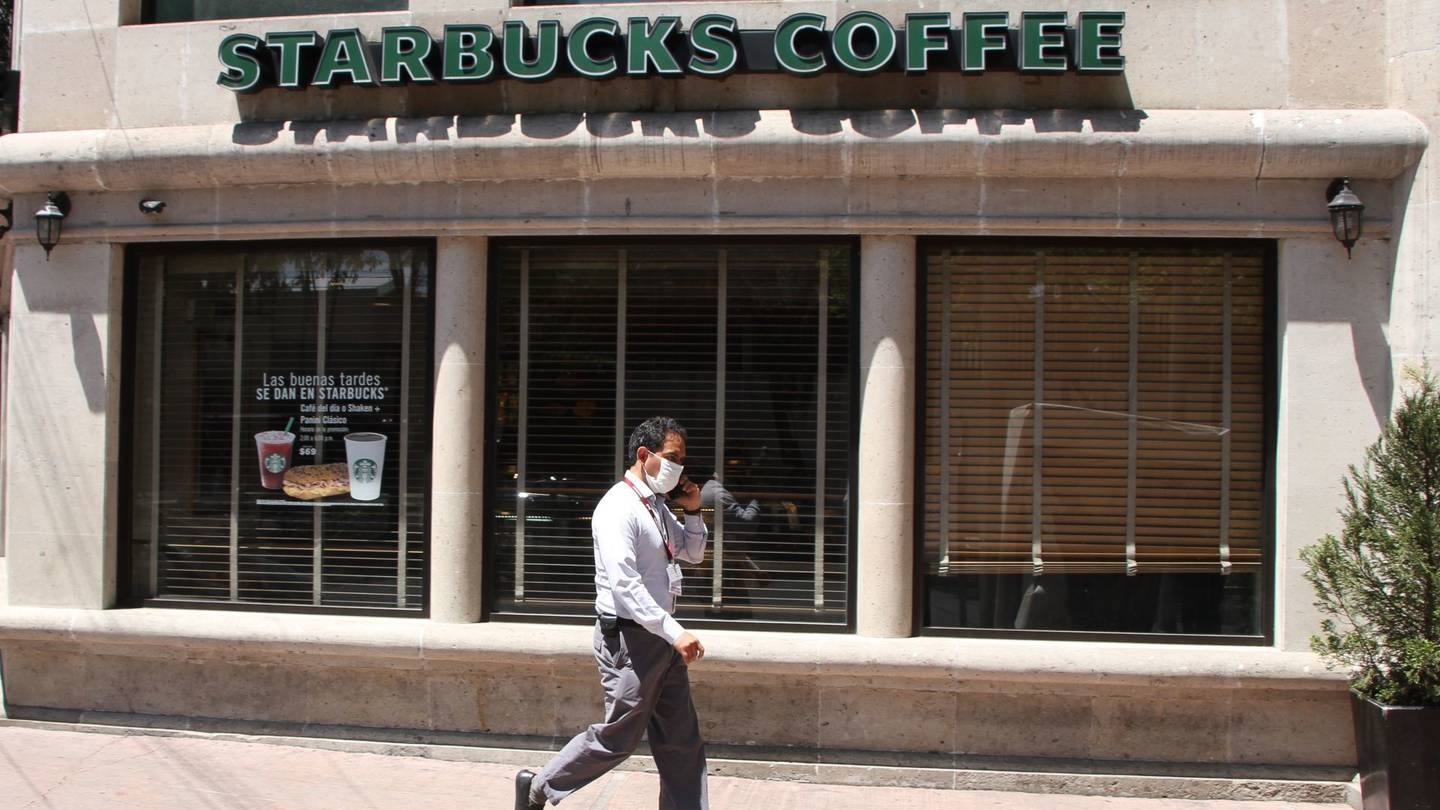 El COVID arruinó el 20 aniversario de Starbucks en México – El Financiero