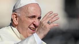 Papa Francisco insiste: ‘No se bendice la unión de parejas LGBT, sino a las personas’