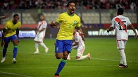 Sobre la hora, Brasil ganó en Perú con una nueva marca de Neymar en la Conmebol