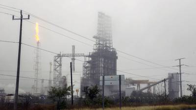 Pemex en aprietos: Refinería de Cadereyta en Nuevo León deberá demostrar que no contamina 