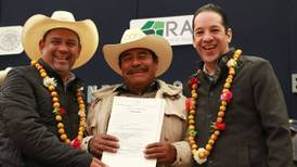 Brindan legalidad a ejidatarios de Querétaro