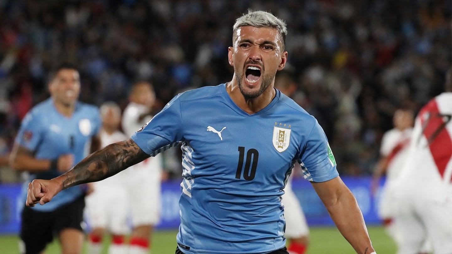 De Arrascaeta metió a Uruguay al Mundial.