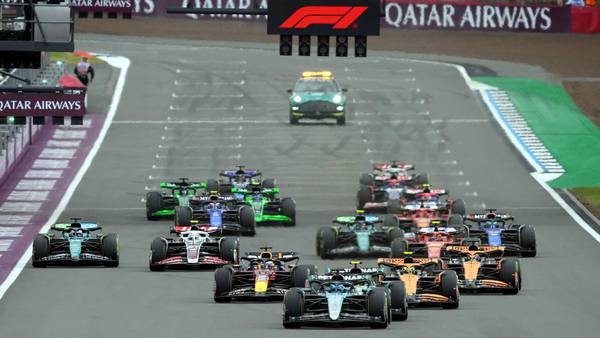 ¡Sir Lewis Hamilton gana el Gran Premio de Gran Bretaña 2024! ‘Checo’ Pérez vive pesadilla en Silverstone 