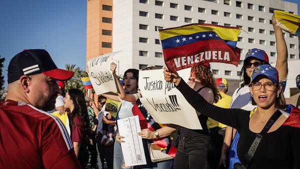 Migrantes venezolanos viven la crisis política de su país desde México: Tienen ‘miedo y esperanza’