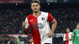 ¡Está de vuelta! Santiago Gimenez rompe racha sin gol con Feyenoord tras doblete ante Zwolle | VIDEO