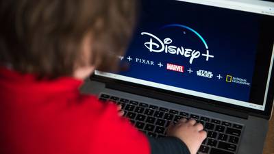Disney+ pierde ‘brillo’: número de suscriptores cae y ‘tira’ acciones de la compañía