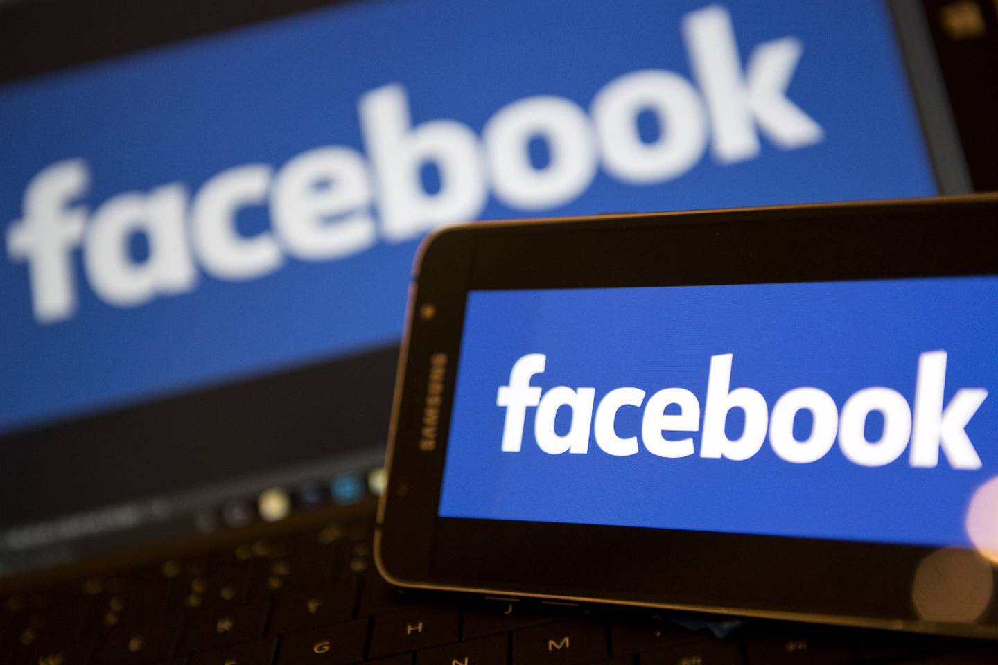 Facebook desarrollará mecanismos para evitar la divulgación de noticias falsas