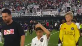Lionel Messi salta al campo junto a su hijo, Thiago, en Clásico de Florida Sub-12 (VIDEO)