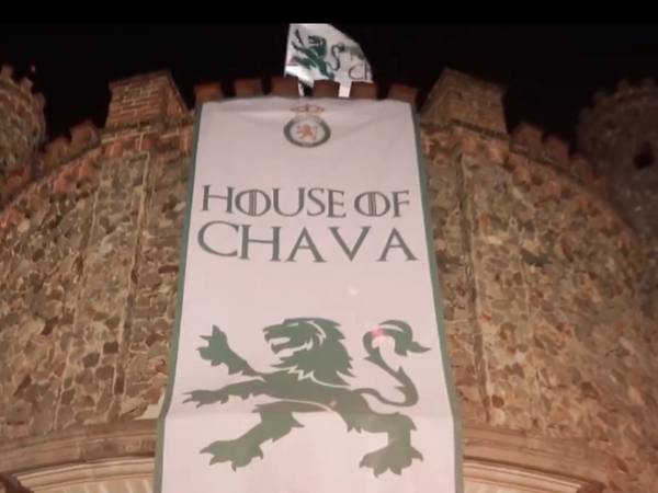 ‘Bienvenidos a House of Chava’; León inicia un ‘Juego de Tronos’ con nuevo refuerzo (VIDEO)