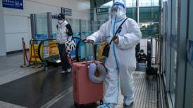 Ola de COVID en China preocupa al mundo: ‘habrá más subvariantes de ómicron’