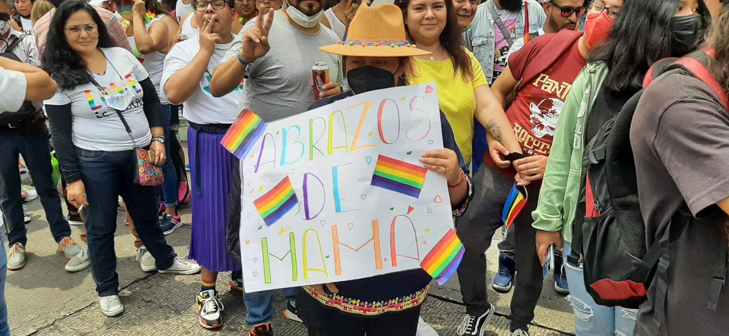 Marcha del orgullo LGBT+ en CDMX 2022 sigue el minuto a minuto El
