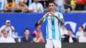 De Messi, ni sus luces... pero Argentina le ganó a Ecuador gracias a Ángel di María