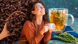 ¿Para qué sirve el té de romero con clavos de olor?
