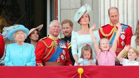 No somos una familia racista: Príncipe William sobre declaraciones de Harry y Meghan Markle