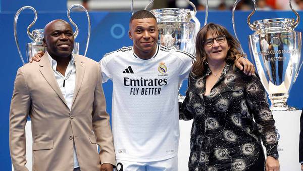 Mamá de Mbappé lanza PEDRADÓN al PSG hablando del Real Madrid: ‘Se nota la diferencia’