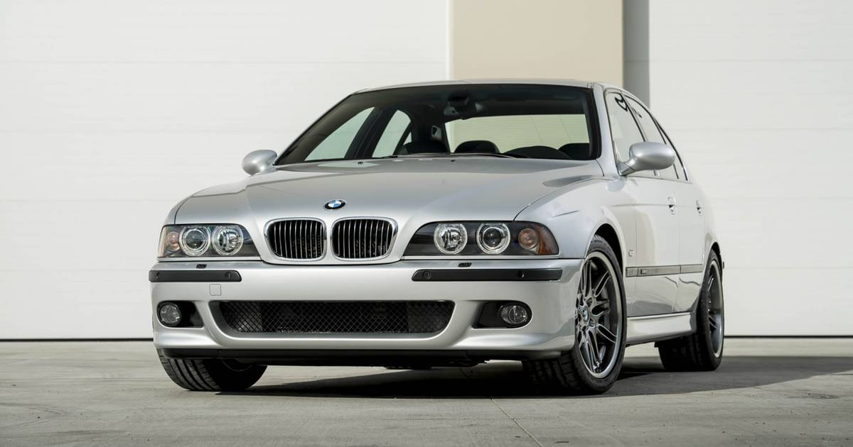 Cómo este BMW de 2002 puede valer el doble de su precio original? – El  Financiero