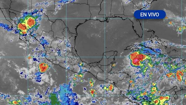 ‘Beryl’ se degrada a huracán categoría 2 y declaran alerta roja en Península de Yucatán: Trayectoria EN VIVO