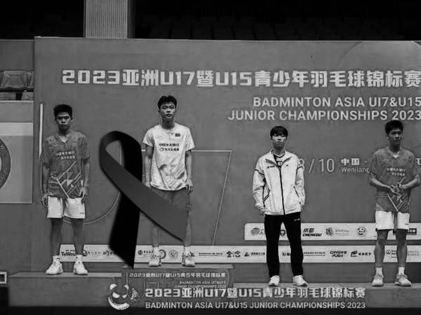 Muere a los 17 años un jugador chino de bádminton; se desmayó en pleno partido