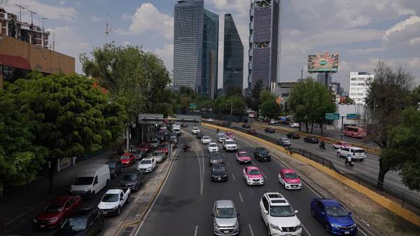 ¡Llévalo sin multa! Hoy No Circula viernes en CDMX y Edomex 