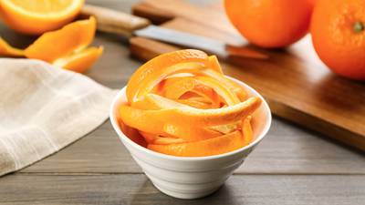 ¿Qué beneficios tiene comer cáscara de naranja? 