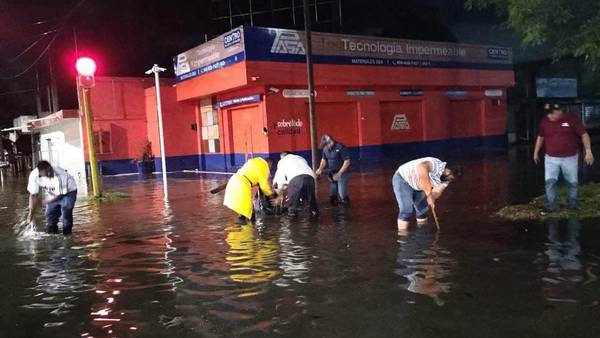 Lluvias torrenciales en México: Se inundan 120 colonias de Chetumal 