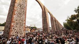 'Lele' llega a la capital de Querétaro como una 'superstar'