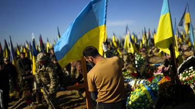 Unión Europea aprueba plan de 486 mdd para entrenar a miles de soldados ucranianos