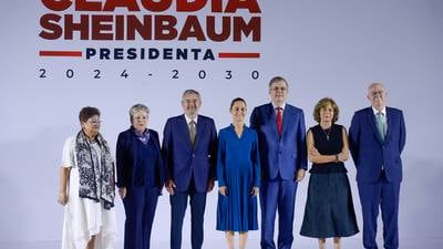 Sheinbaum presenta a su gabinete: Ebrard va a Economía y De la Fuente a SRE