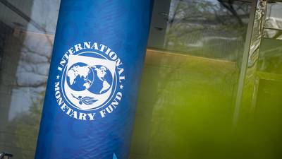 Ucrania: FMI concede préstamo de 15.6 mdd; es el primero para un país en guerra