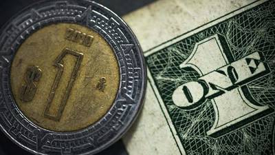 Dólar débil o peso fortachón: ¿Cuánto ha ganado la moneda mexicana en el año?