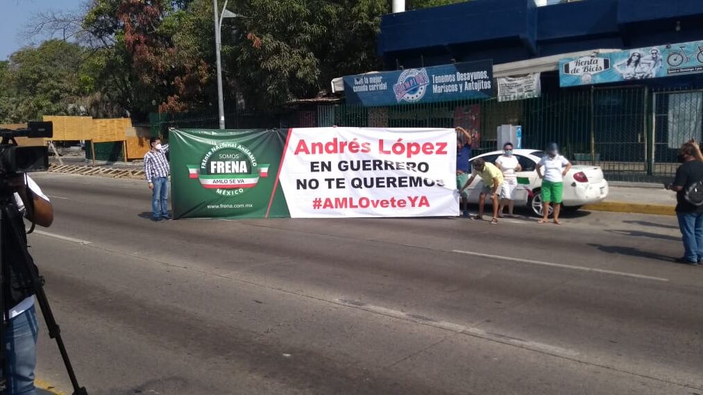 Caravanas de automovilistas protestan contra L pez Obrador El