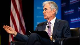 Powell está optimista: Espera que la inflación de EU se dirija a meta del 2%