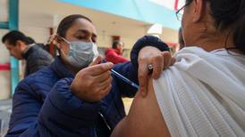 Repunte de casos de COVID en México: ¿Quiénes deben vacunarse y qué dosis recomiendan aplicarse?