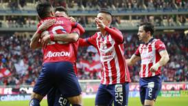 Exdelanteros de Chivas son goleadores en el extranjero y los juntan en el mismo club