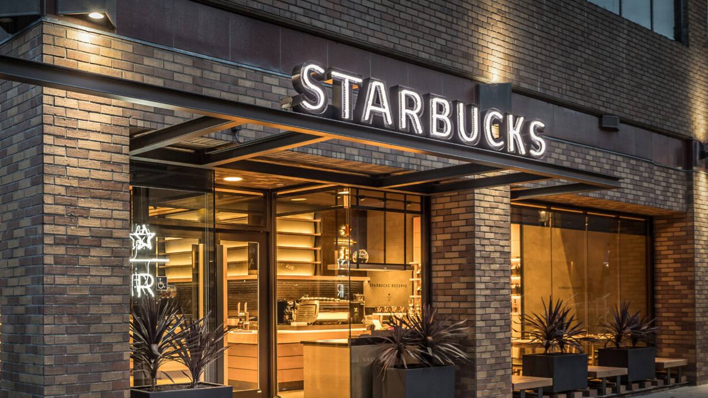 Starbucks pagará a empleados de EU y Canadá que no asistan ante la  emergencia por coronavirus – El Financiero