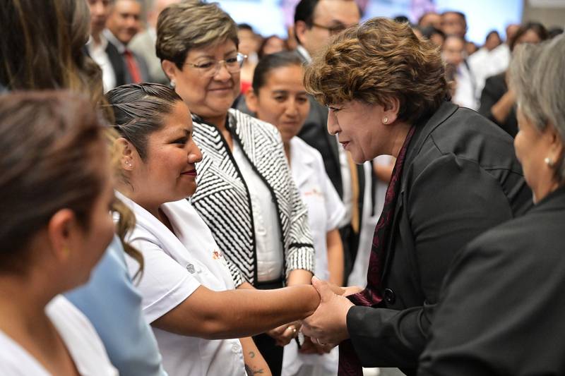 Delfina Gómez otorgó 100 plazas a enfermeras y enfermeros contratados temporalmente en el ISSEMYM.