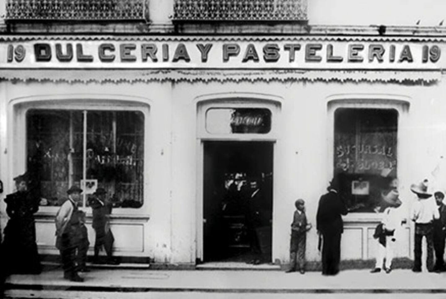 ¿Quién es el dueño de El Globo, la pastelería con 140 años de historia ...