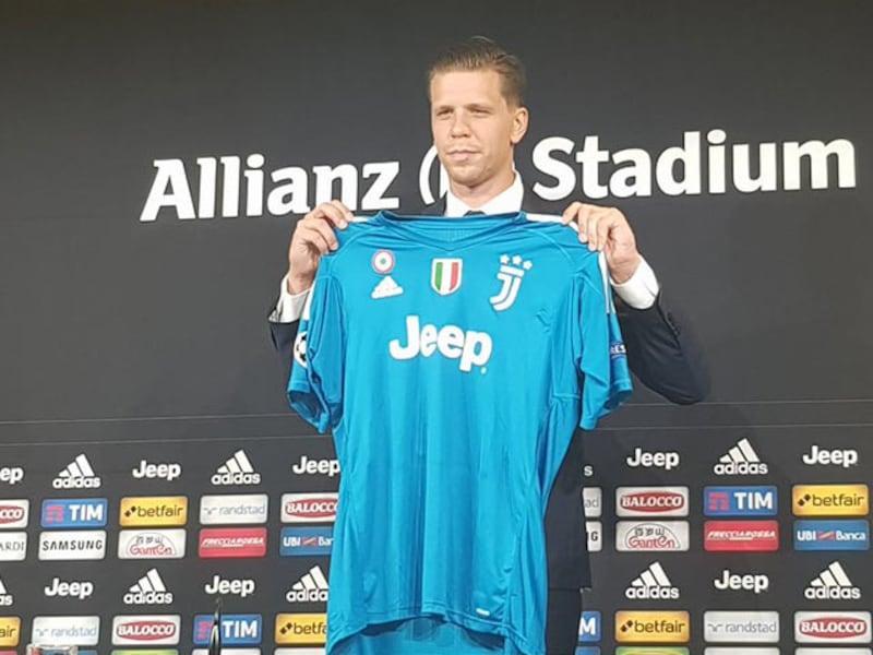 Szczesny fue presentado con Juventus