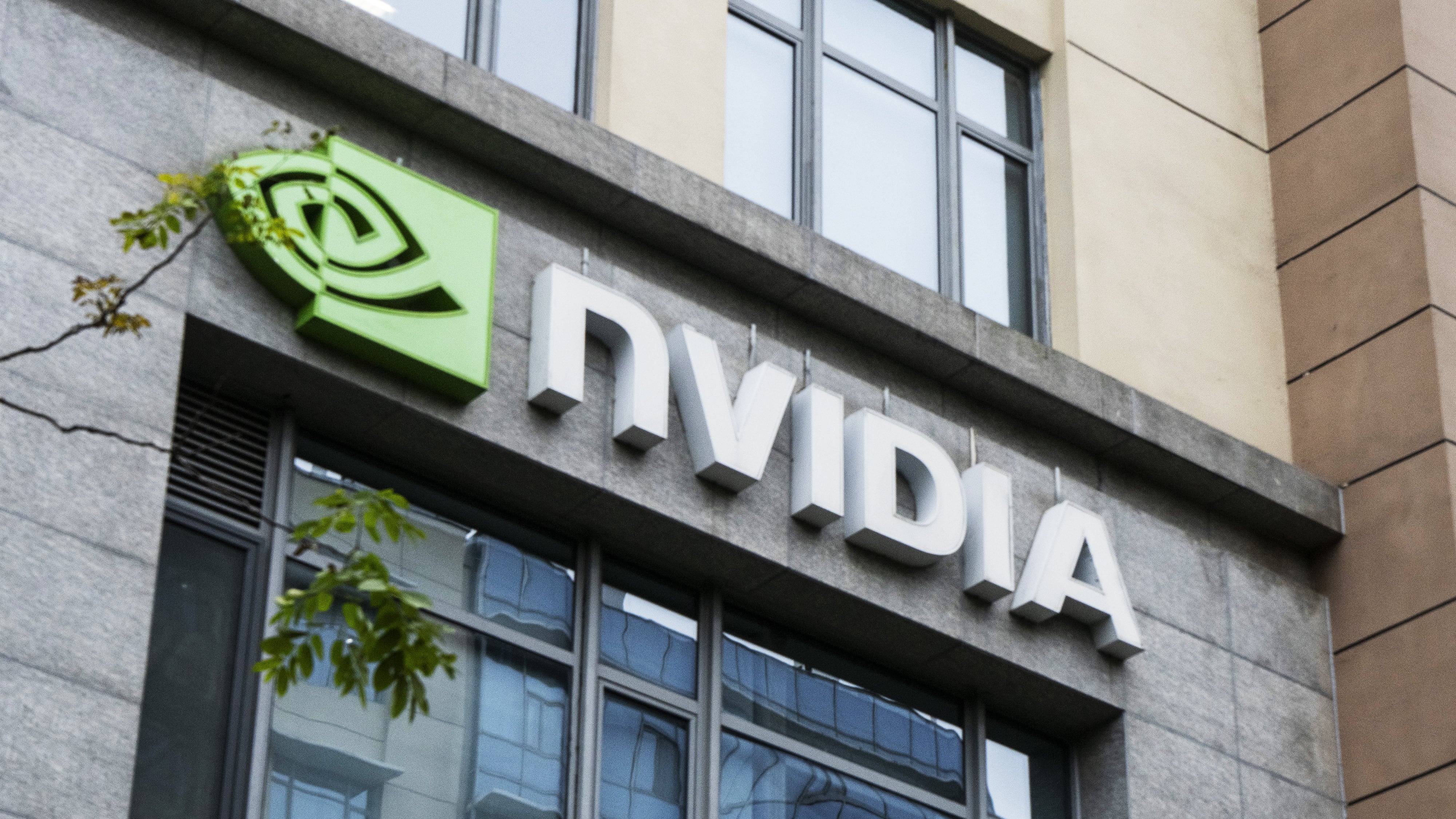 Biden restringe venta de chips Nvidia a México, Israel y otros países: ¿Por qué? – El Financiero