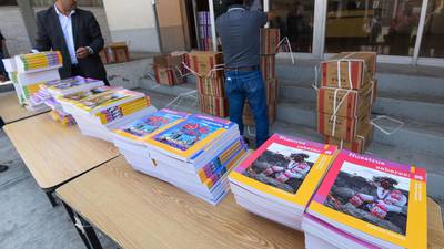 Que siempre sí: Gobierno de Chihuahua distribuirá libros de texto de la SEP