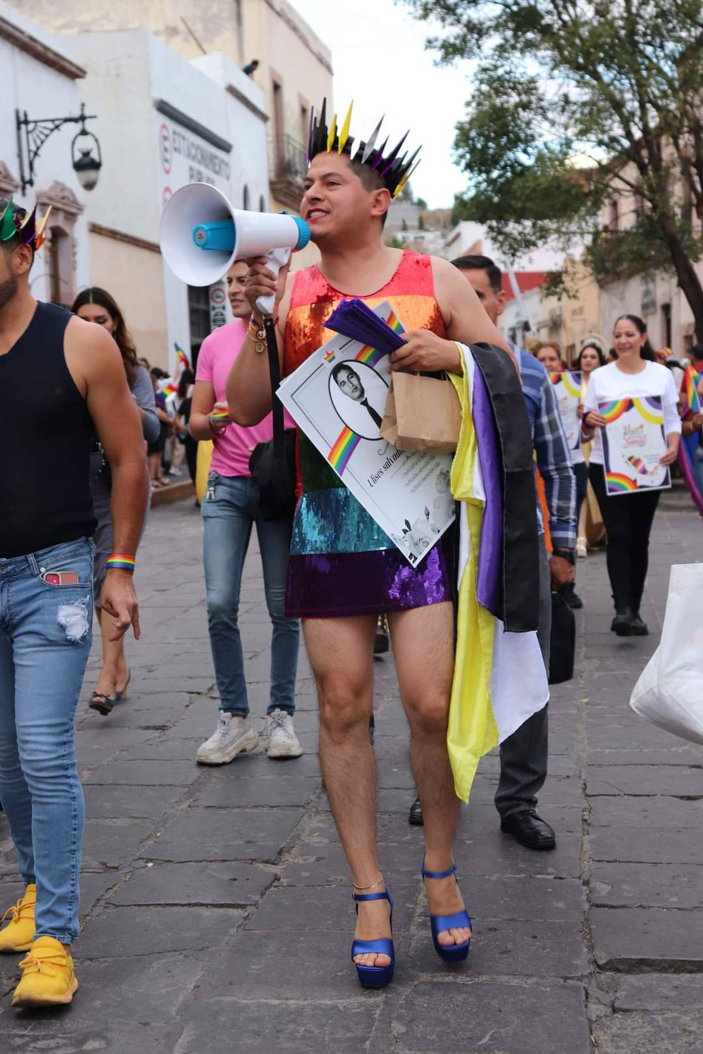 El año pasado, le magistrade Jesús Ociel Baena encabezó la marcha de la diversidad en Zacatecas.